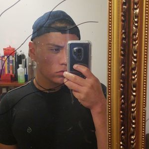 Meet your Posher, Aaron